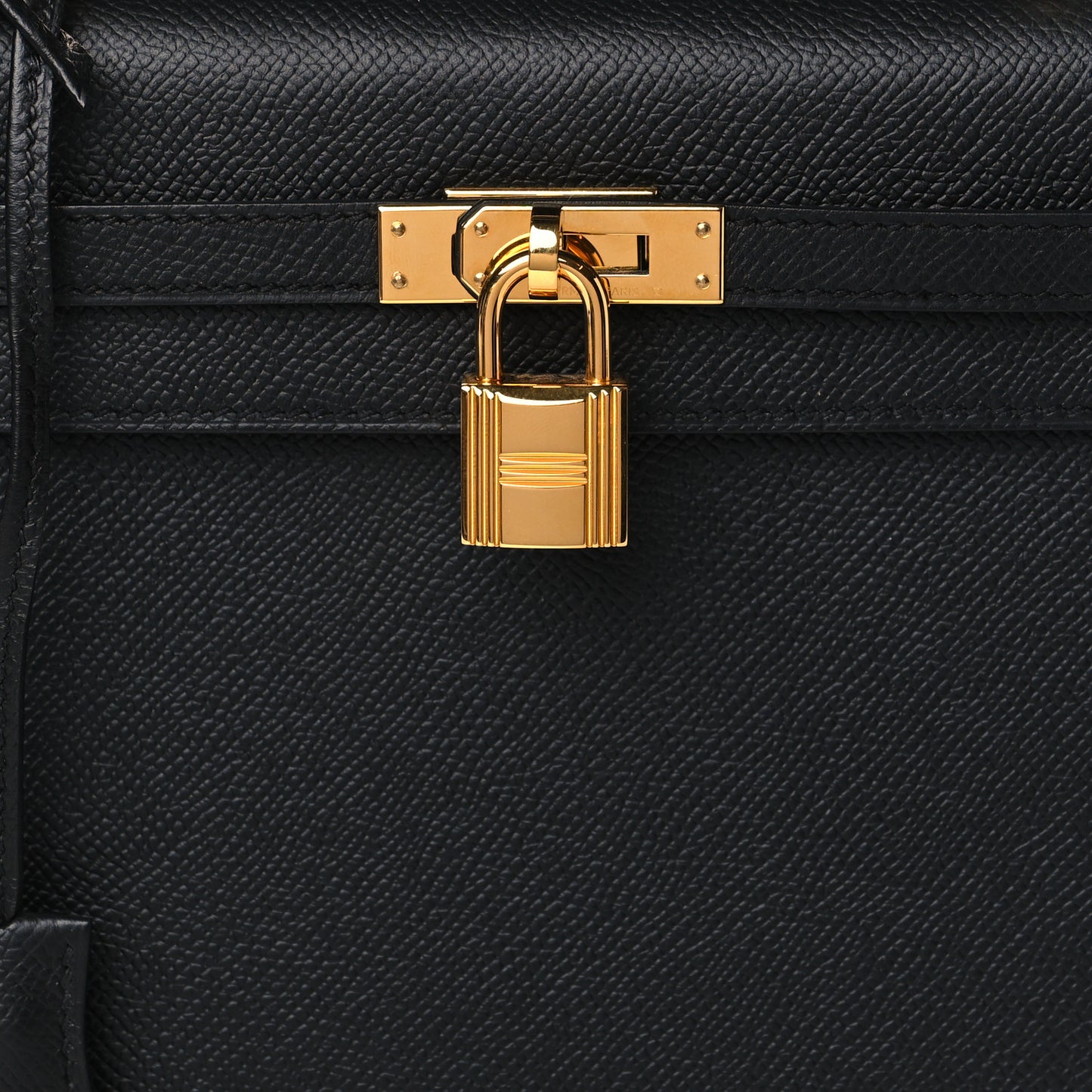 Epsom Kelly Sellier 25 Black