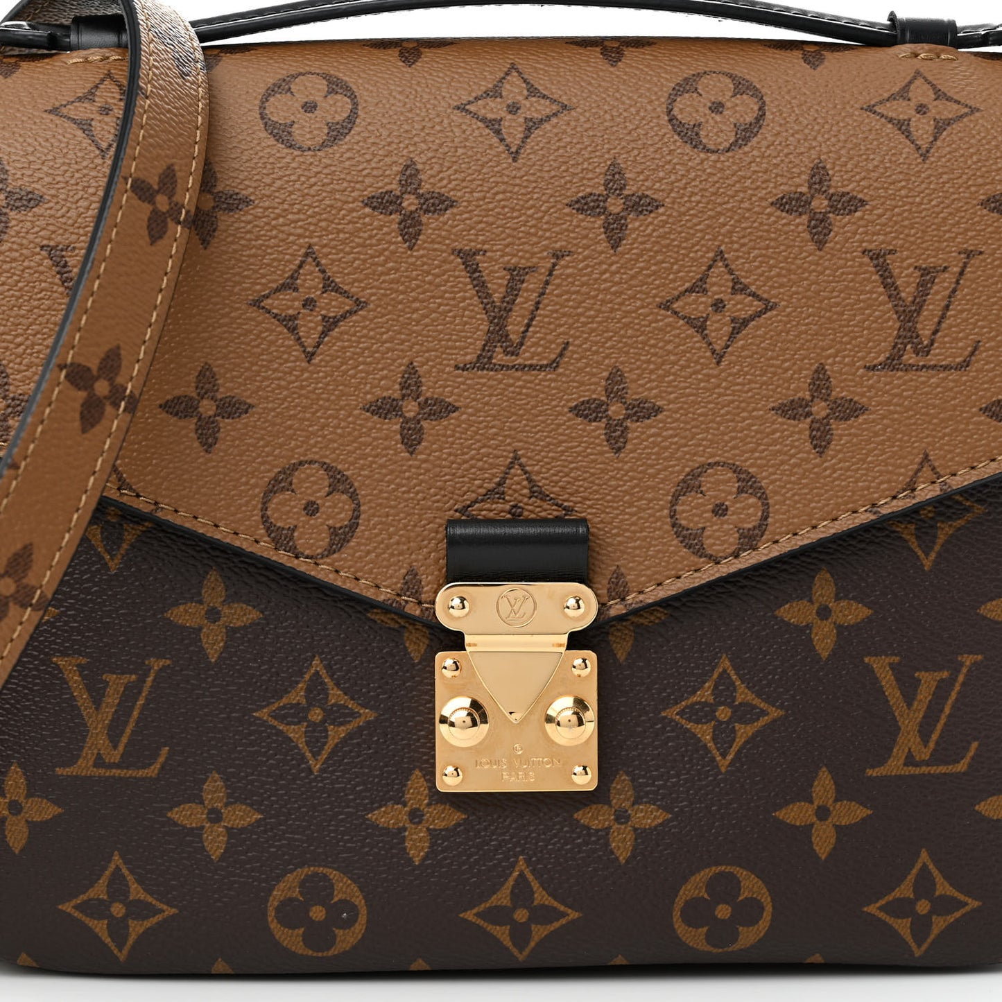 Reverse Monogram Pochette Metis