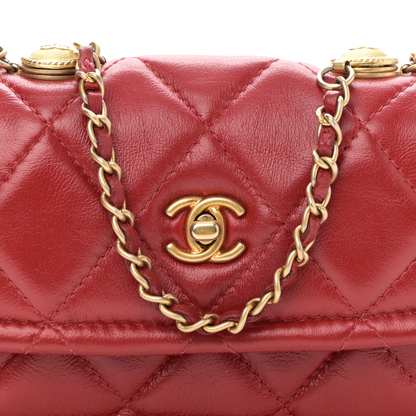 Shiny Lambskin Quilted Extra Mini Flap Red