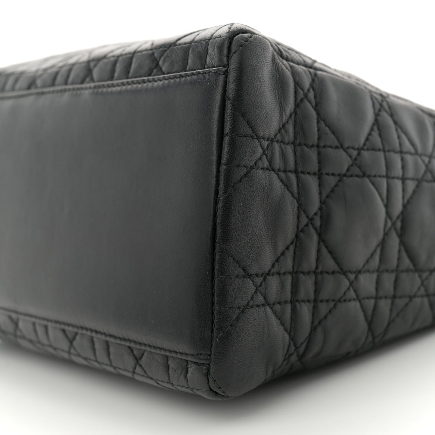Lambskin Cannage Medium Lady Dior Black