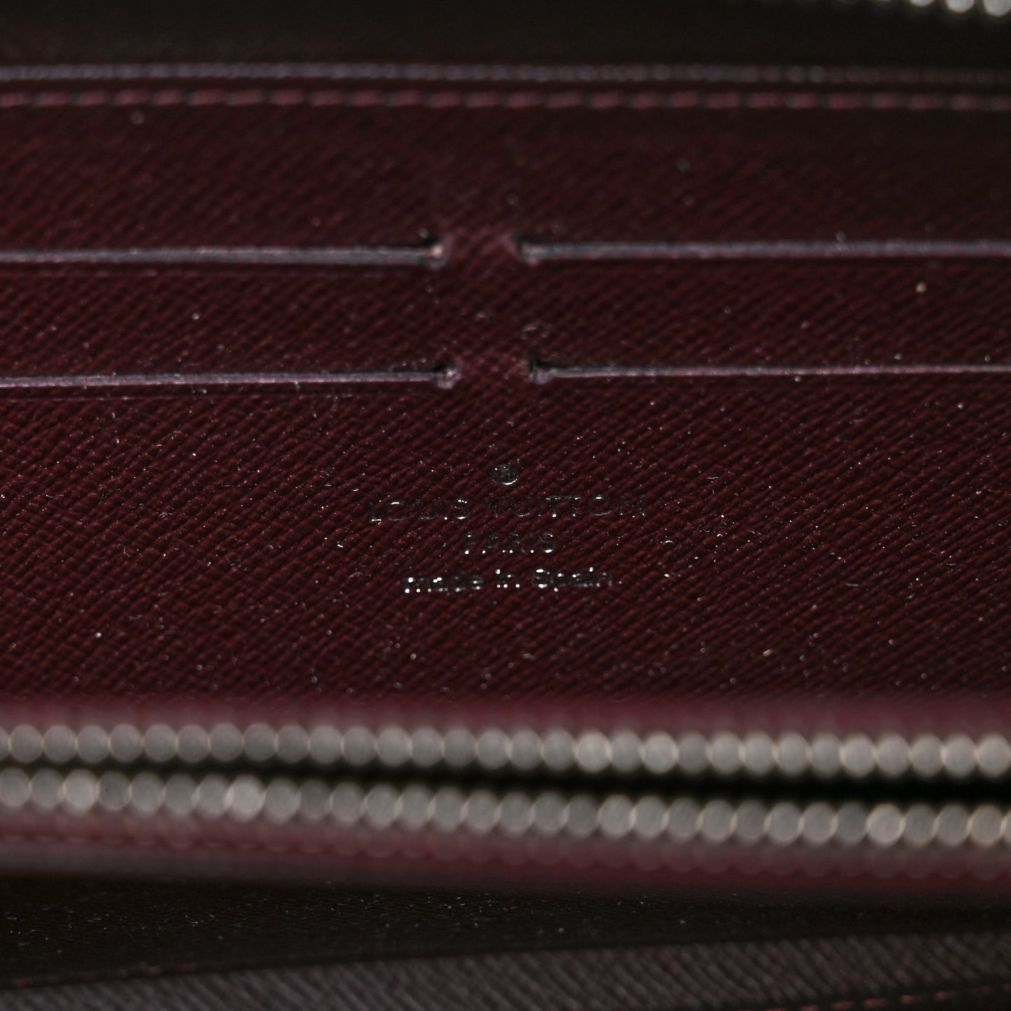 Epi Electric Zippy Wallet Prune