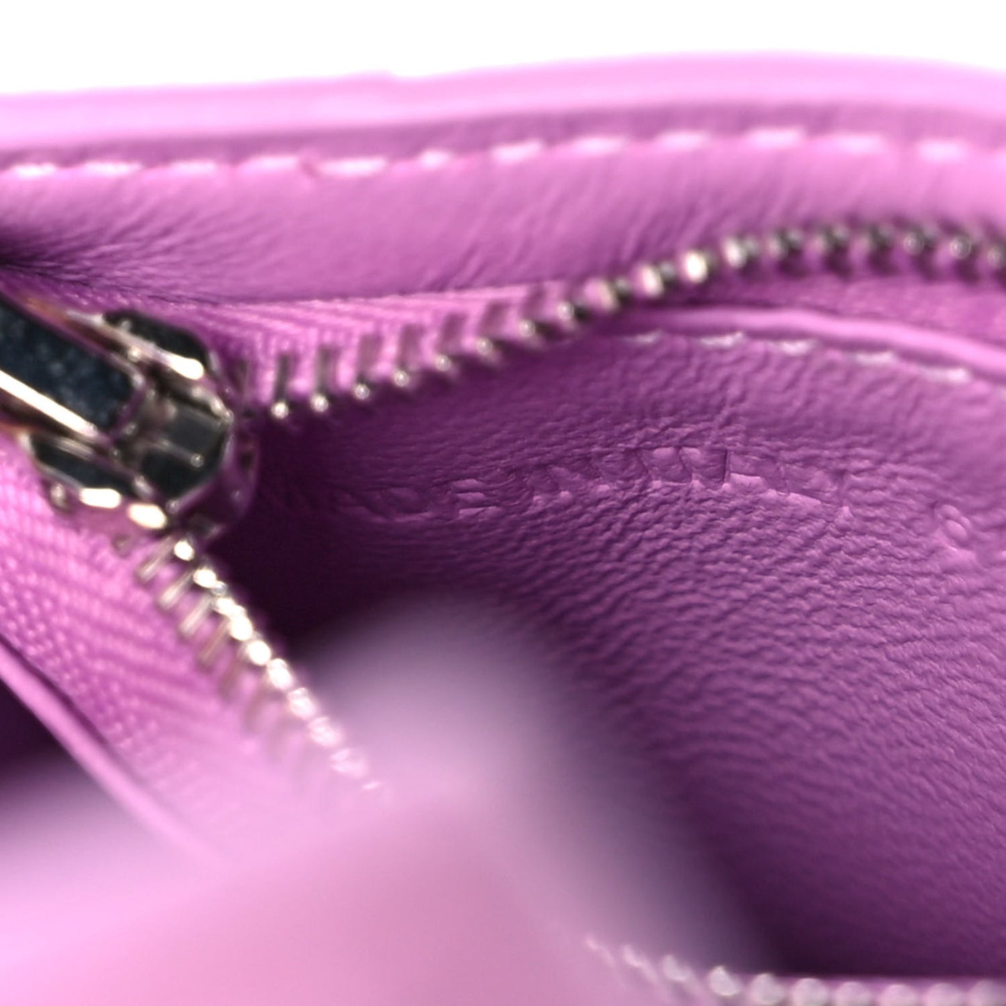 Grained Calfskin Tonal B Hourglass Chain Cardholder Lilac