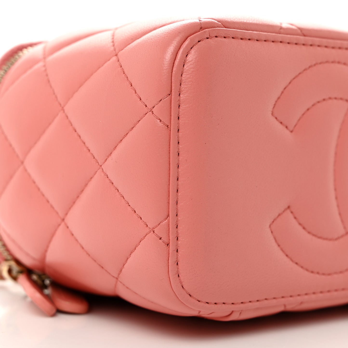 Lambskin Quilted Small Charming Top Handle Vanity Case With Chain Pink