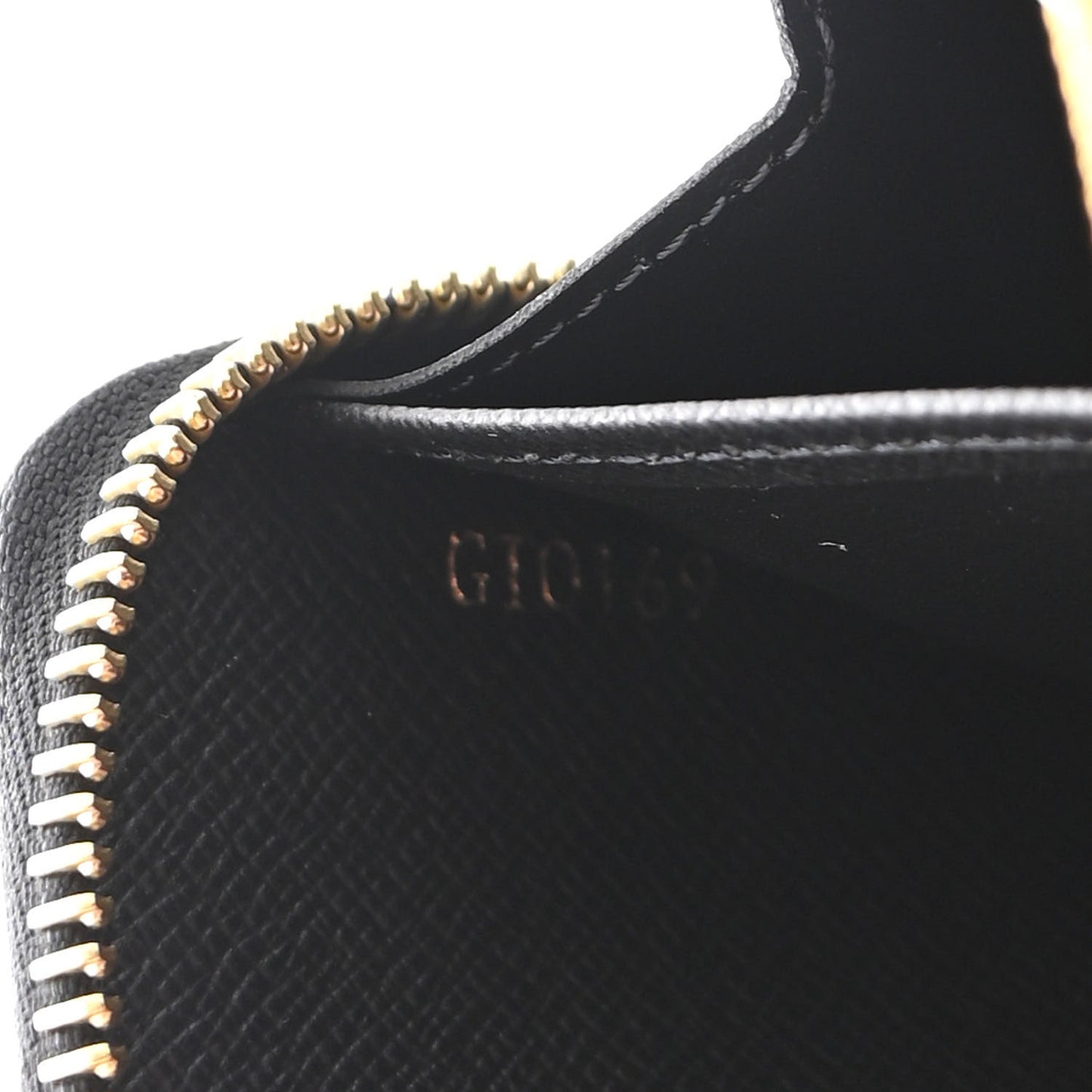 LOUIS VUITTON Epi Love Lock Zippy Wallet Black