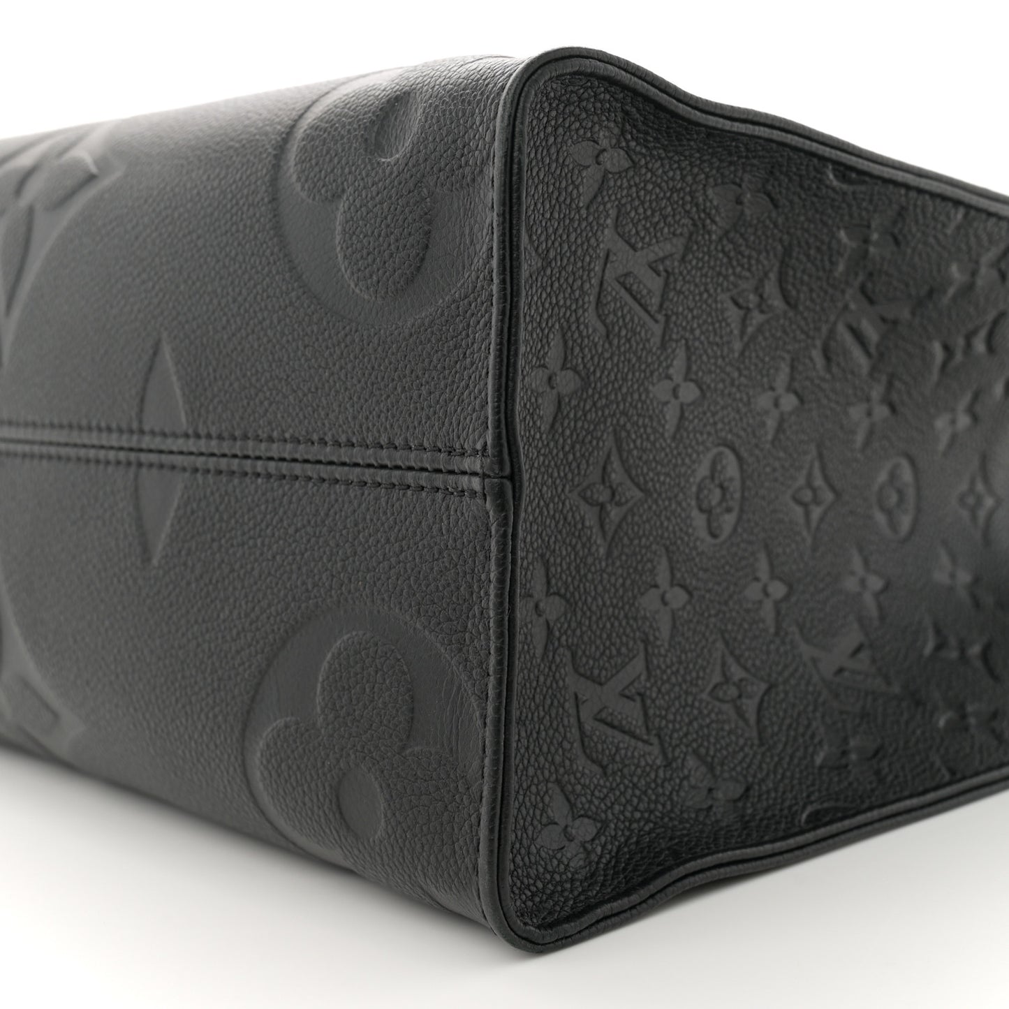 Empreinte Monogram Giant Onthego MM Black