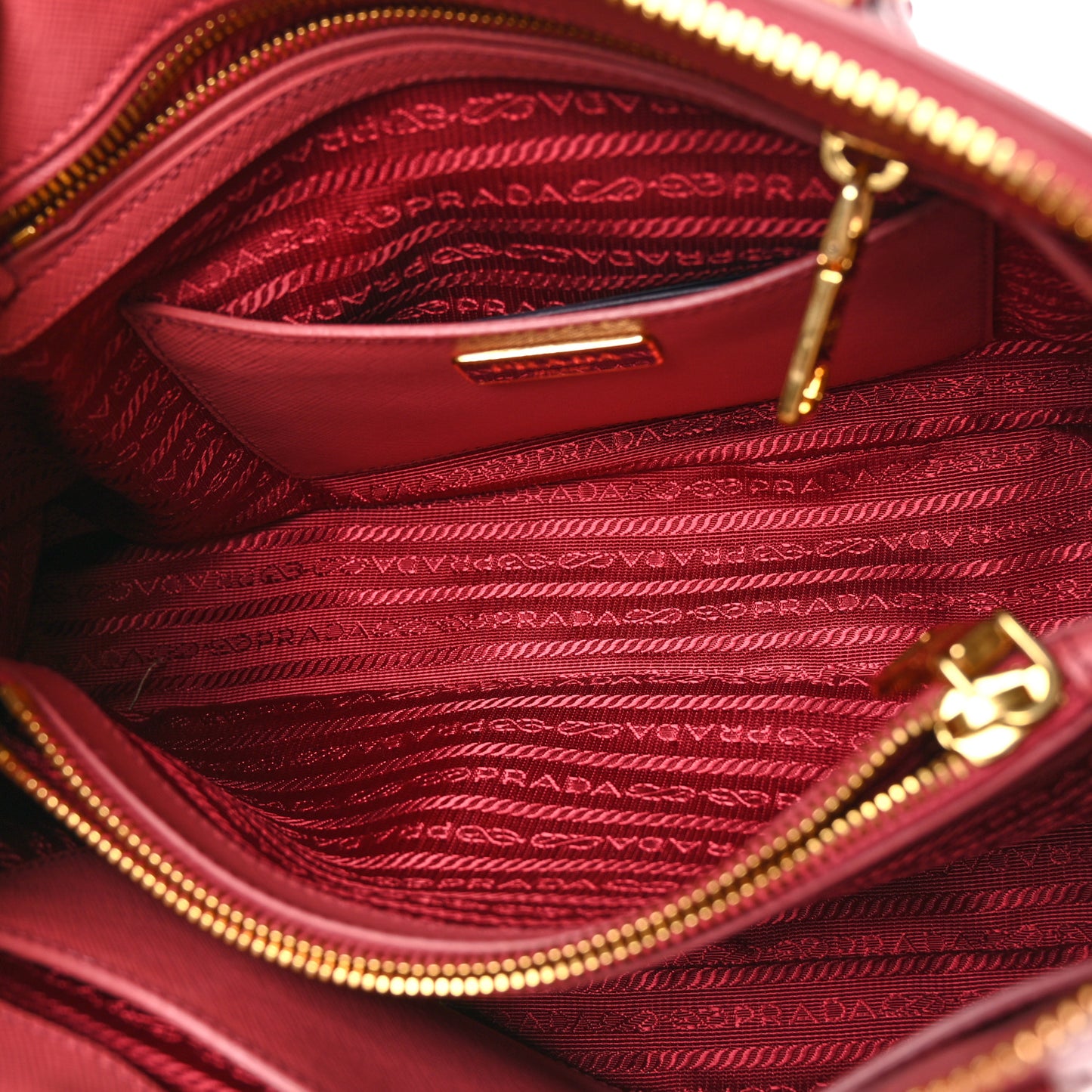 Saffiano Lux Medium Promenade Tote Tamaris