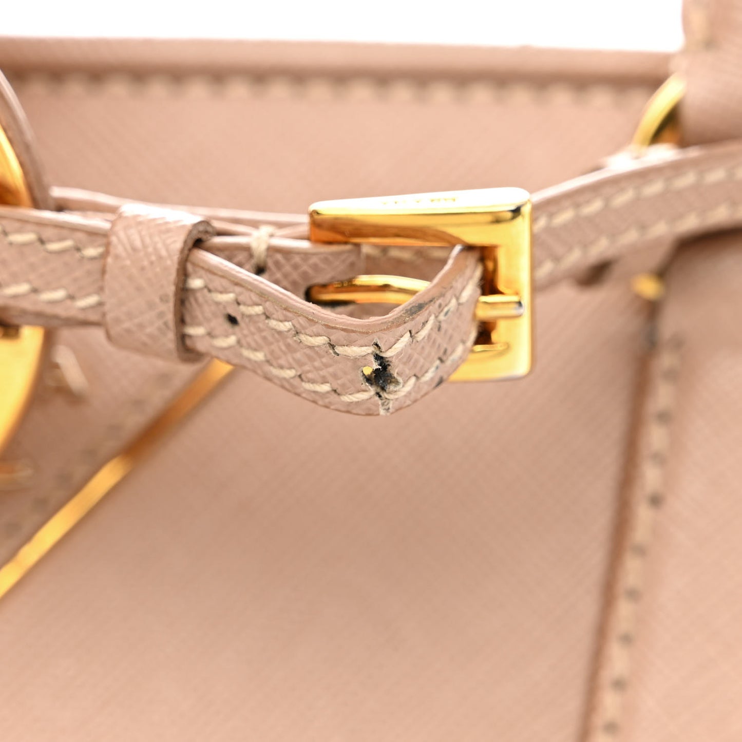 Saffiano Lux Medium Open Promenade Tote Cammeo