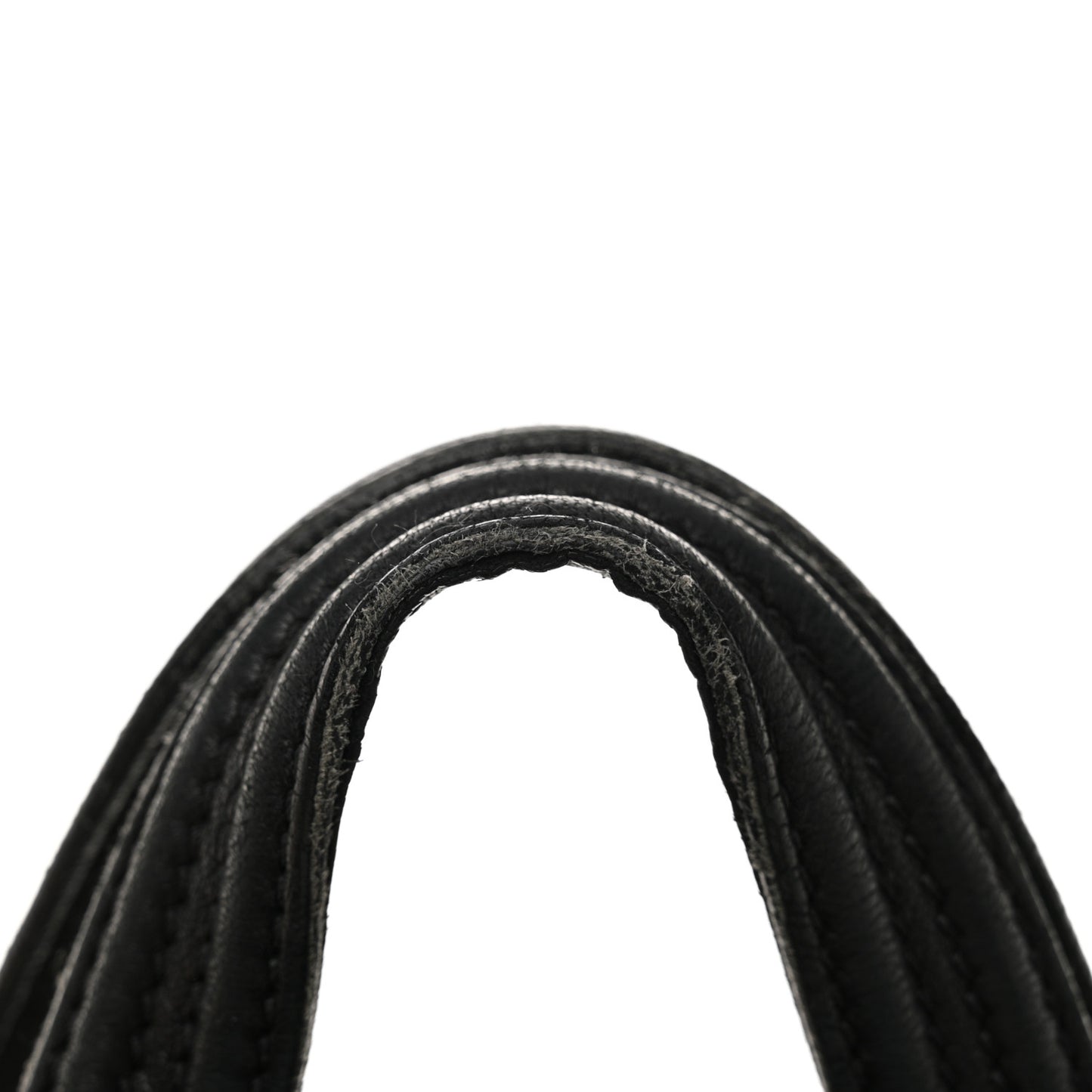 Waxy Grained Calfskin Medium Nightingale Black