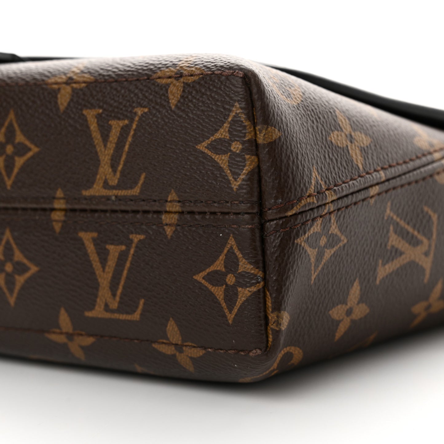 Monogram Macassar Magnetic Messenger