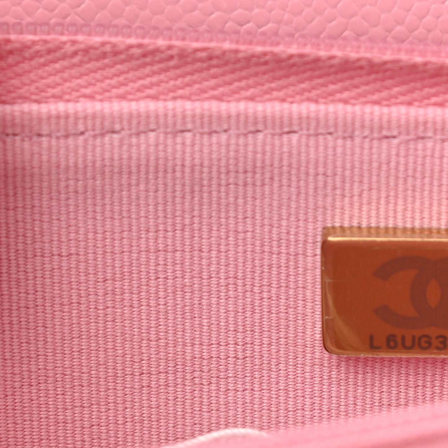 Caviar Quilted Chain CC Wallet On Chain WOC Pink