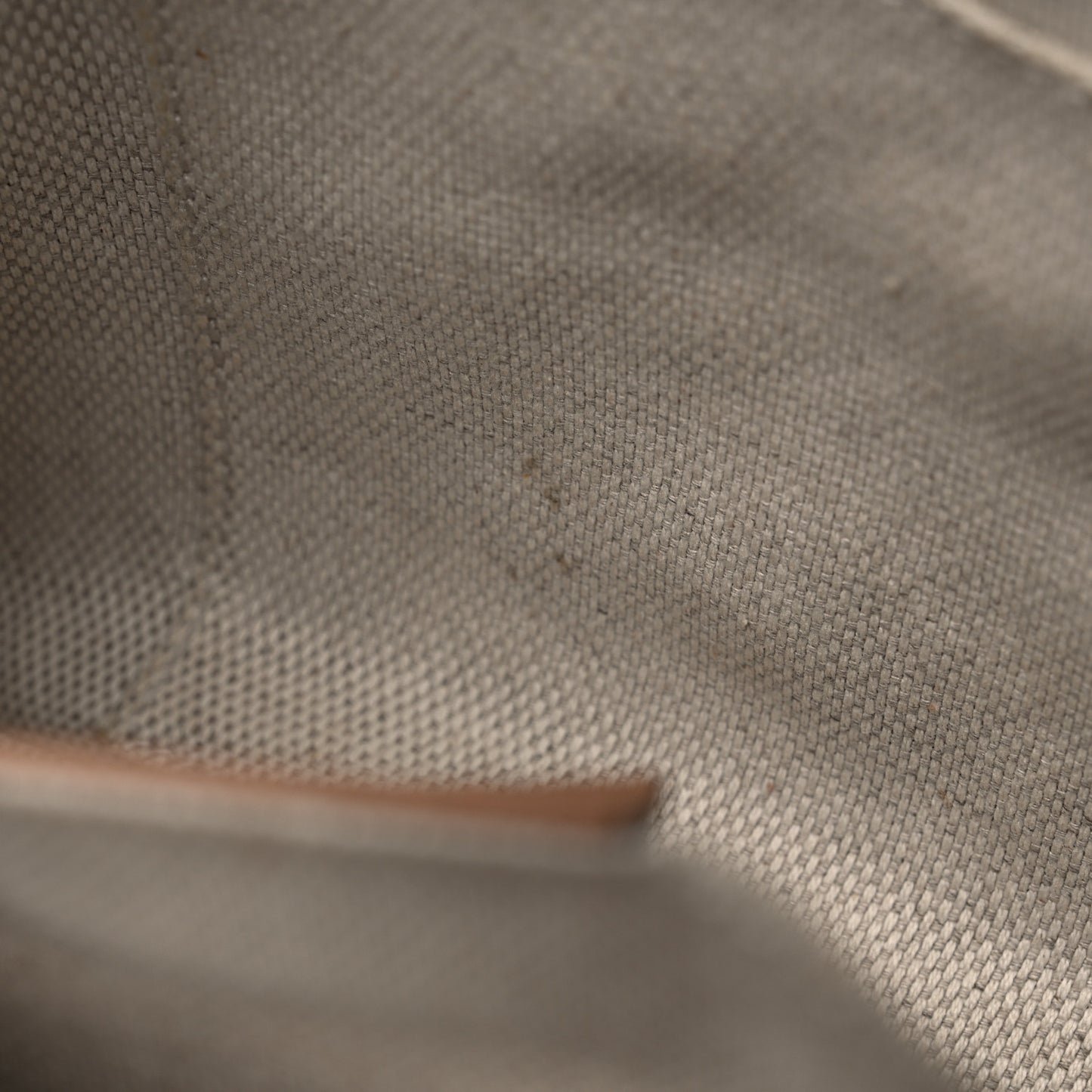 Pebbled Calfskin Small Soho Disco Bag Camelia