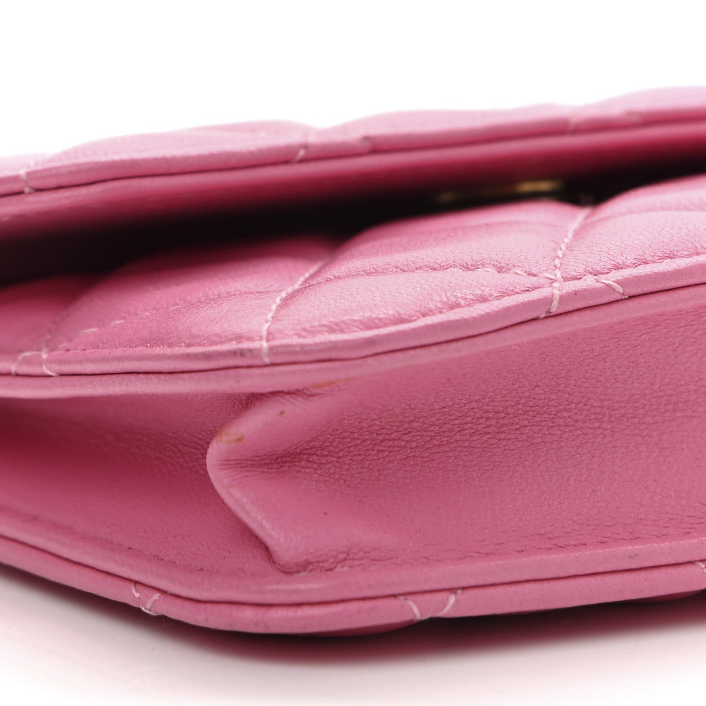 Lambskin Quilted Pearl Crush Clutch With Chain Pink