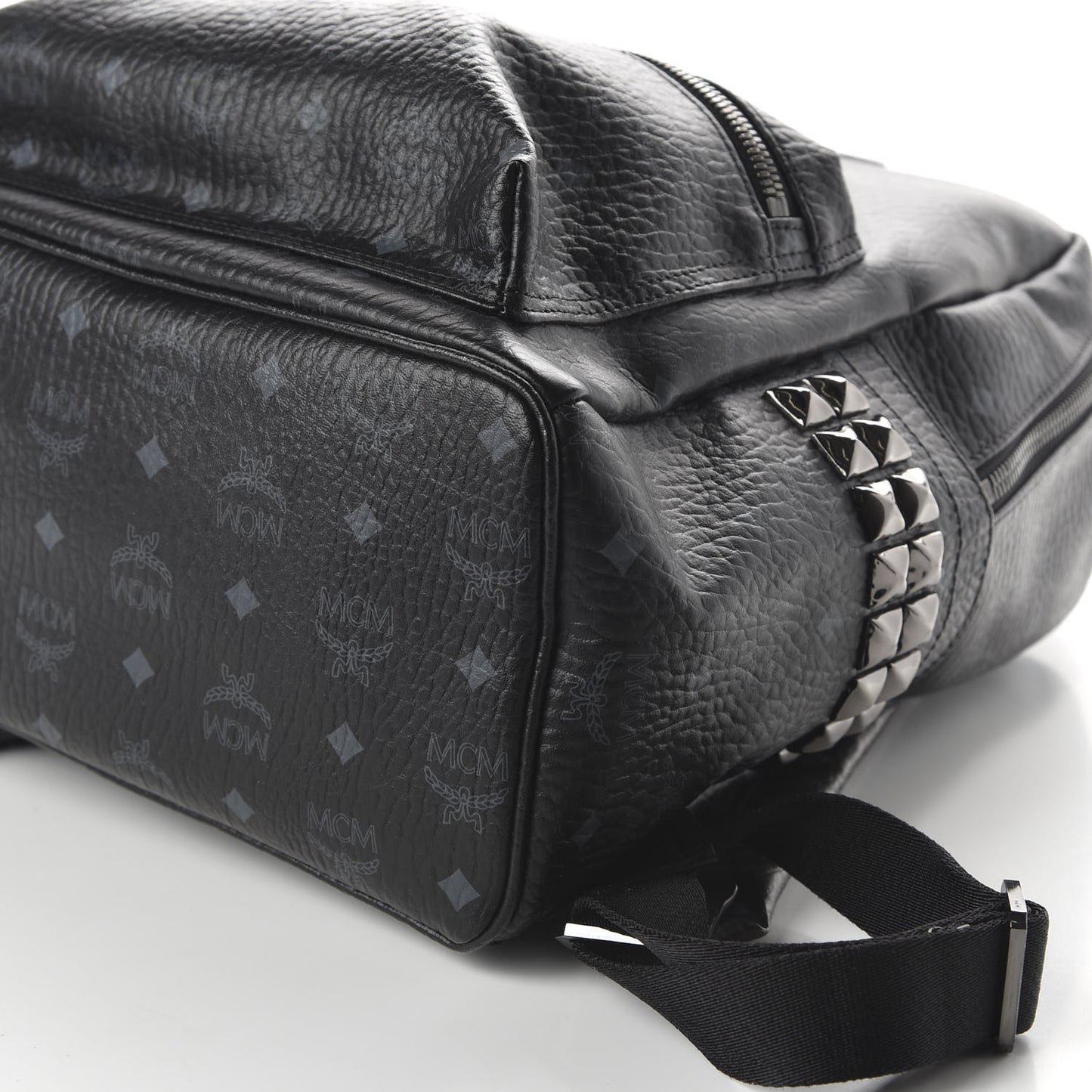 Visetos Medium Side Studs Stark Backpack Black