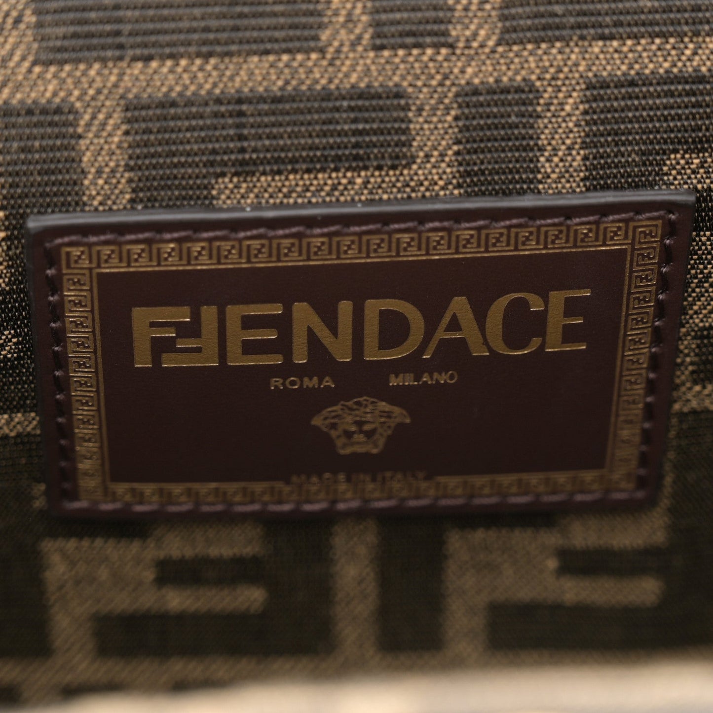 X VERSACE Silk Fendace FF Fans Small Fendi First Tobacco Moro Black Multicolor