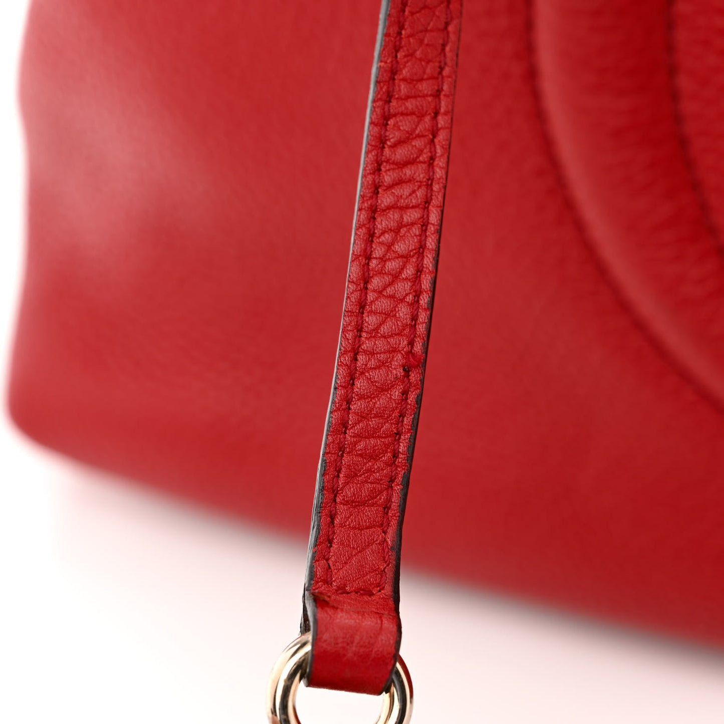 Pebbled Calfskin Medium Soho Chain Shoulder Bag Tabasco Red