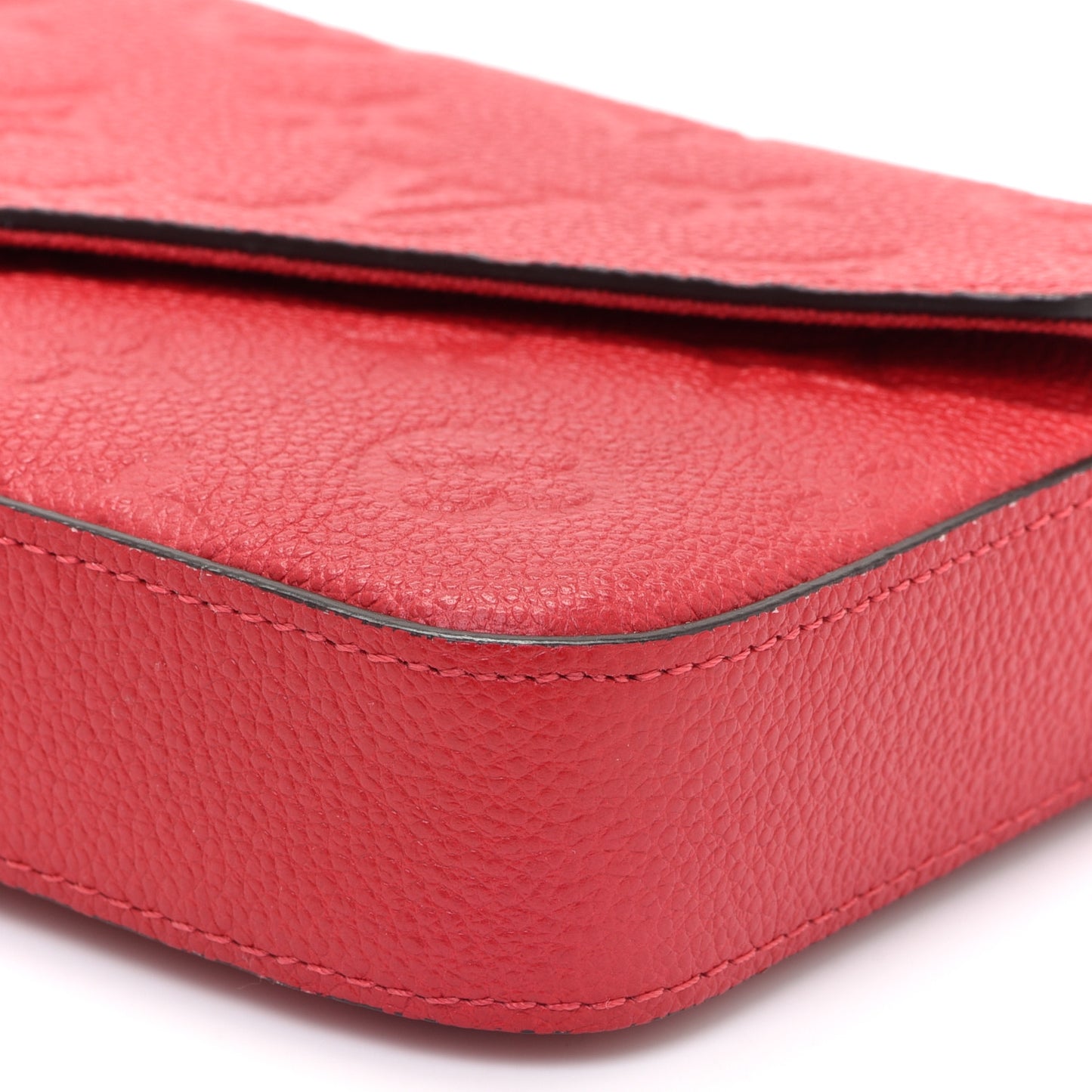 Empreinte Pochette Felicie Chain Wallet Scarlet