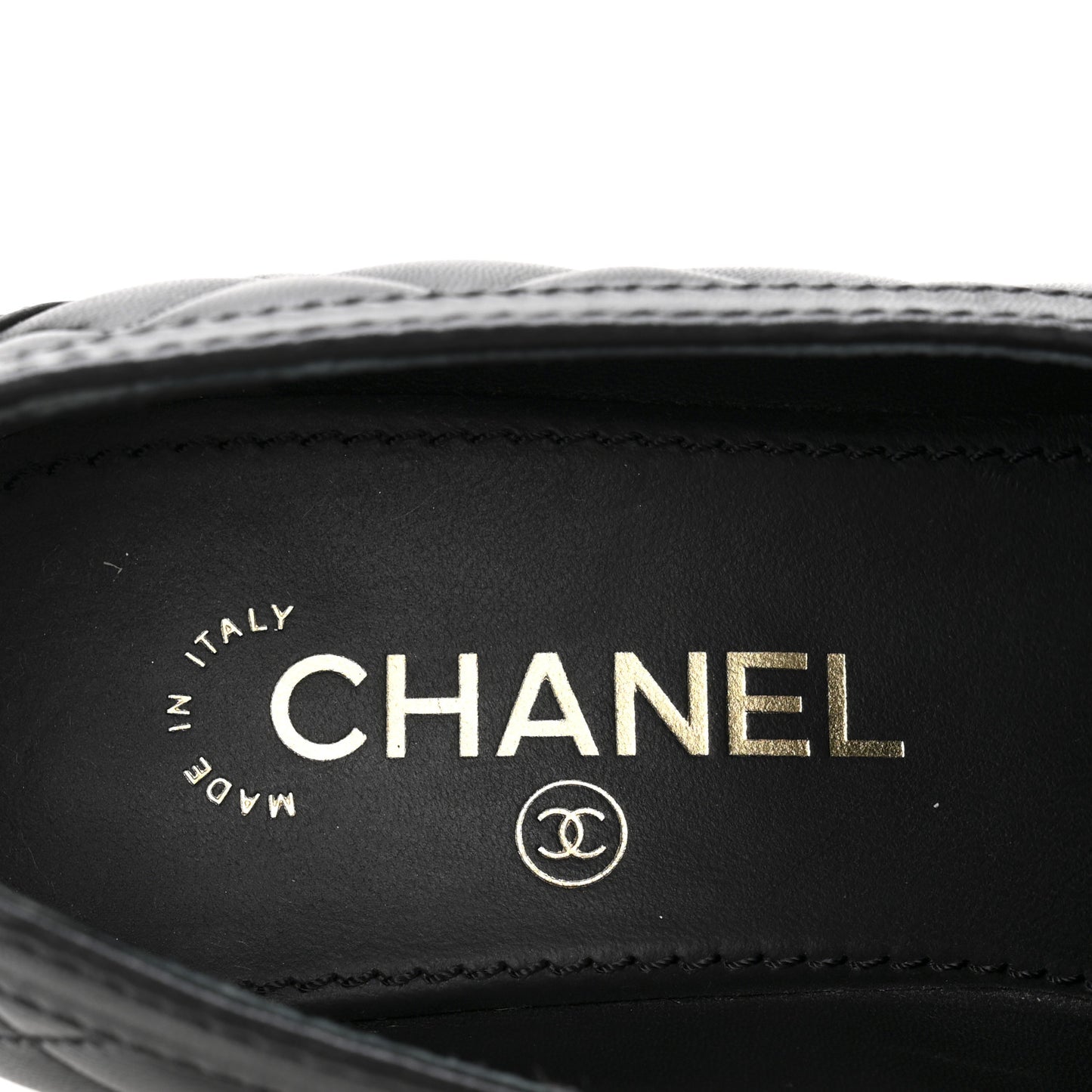 Lambskin Quilted CC Heart Loafers 39 Black
