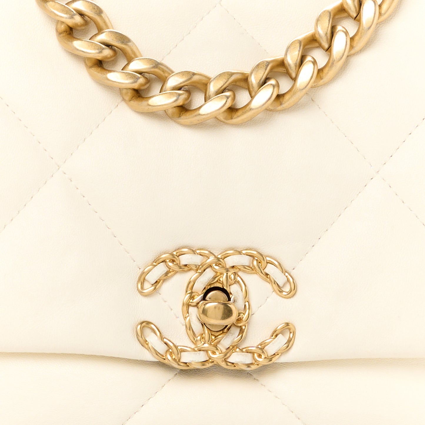 Goatskin Quilted Medium Chanel 19 Flap White