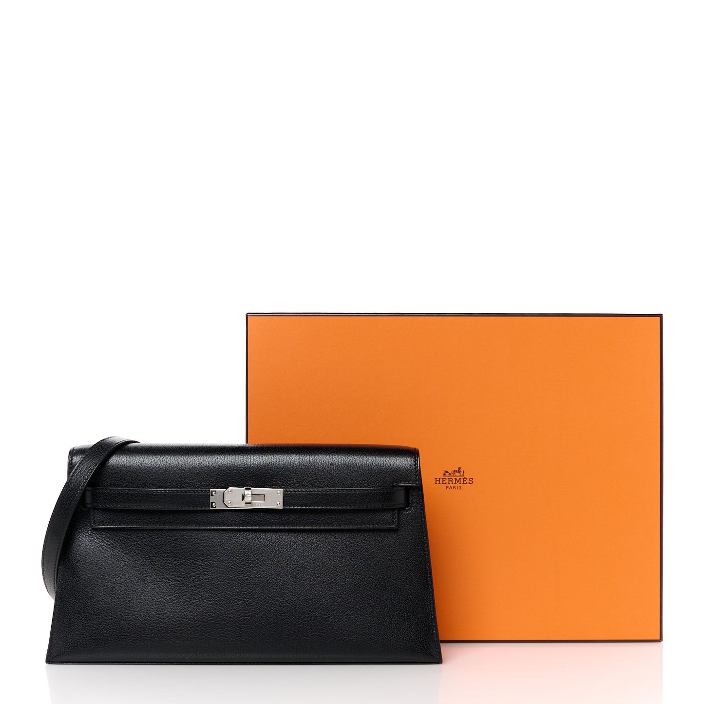 Chevre Chamkila Kelly Elan Black