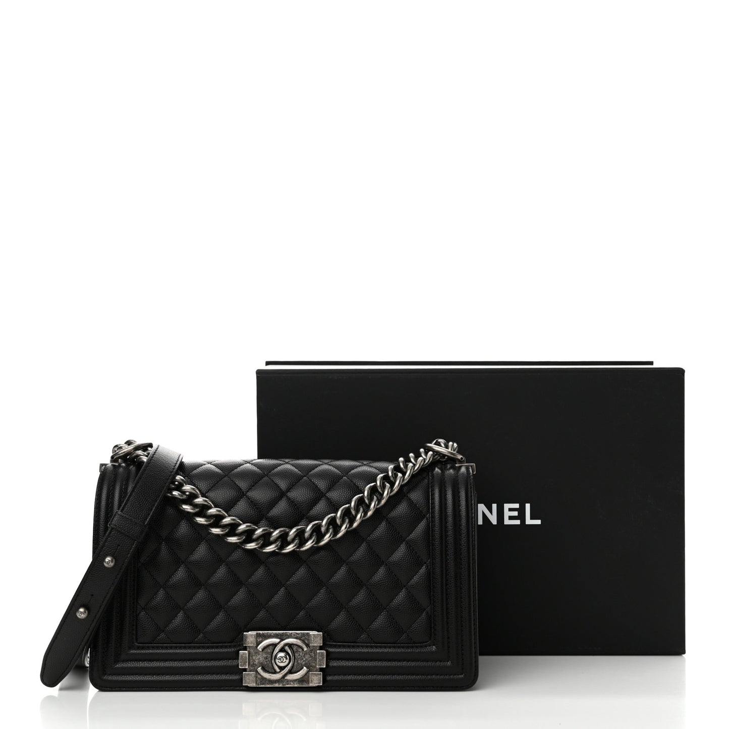 Caviar Quilted Medium Boy Flap Black