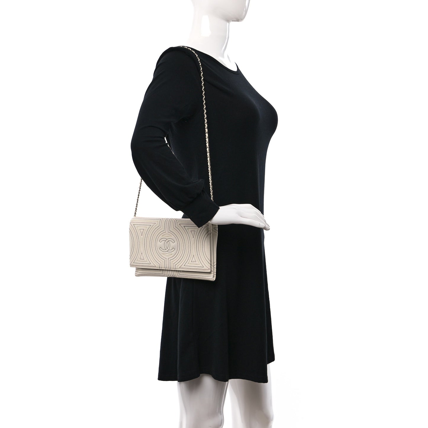 Calfskin Korean Garden Clutch With Chain White Multicolor