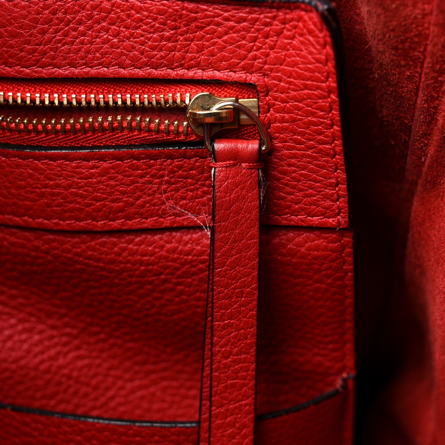 Grained Calfskin Medium Horizontal Cabas Phantom Coquelicot