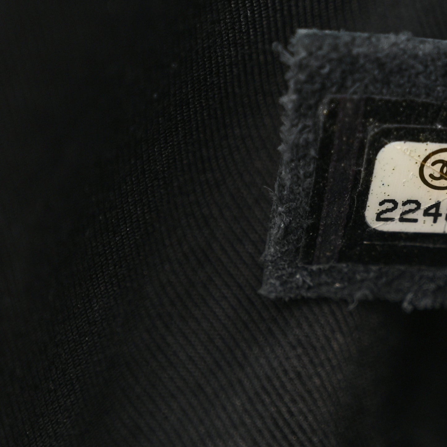 Calfskin Mini Tramezzo Flap Black