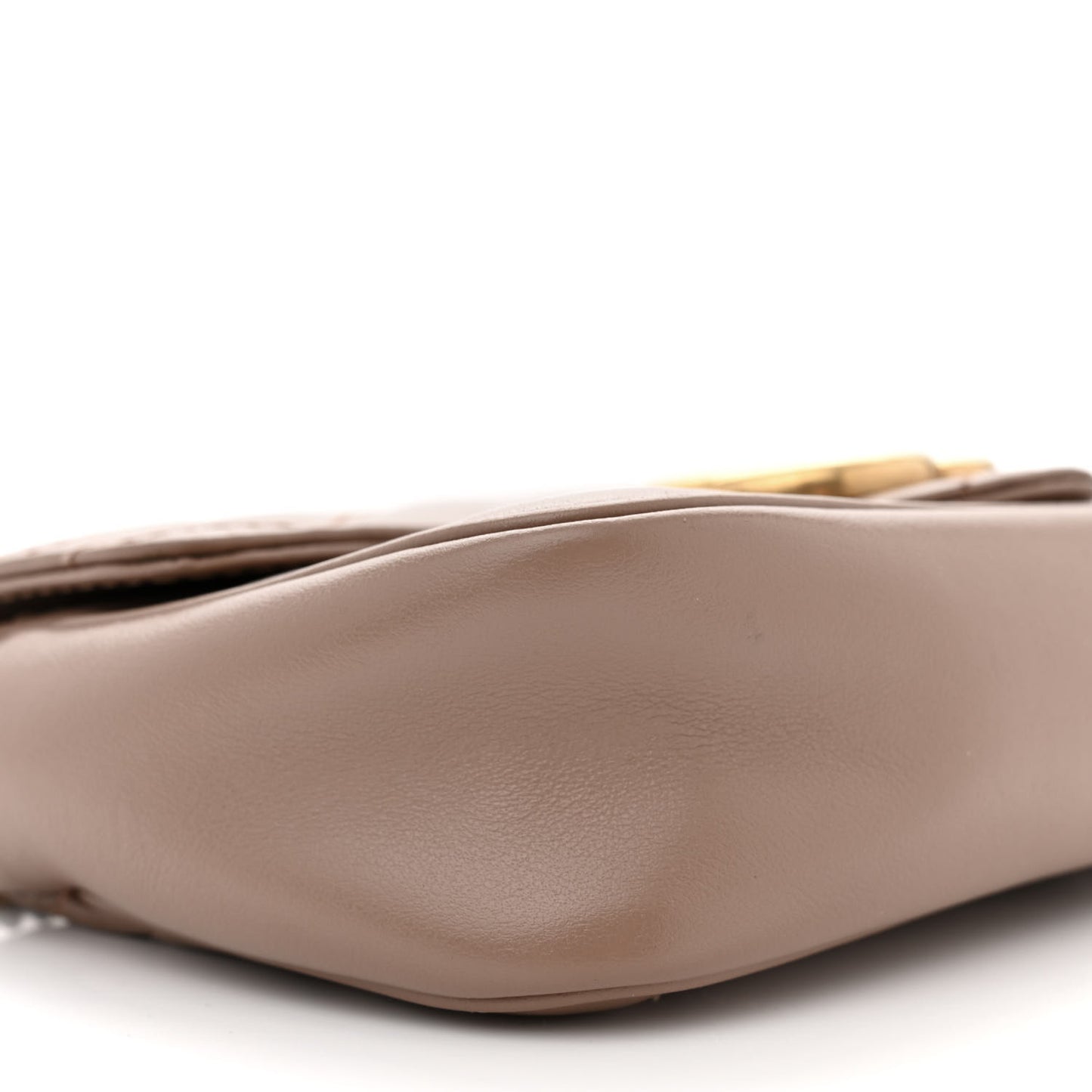 Calfskin Matelasse Super Mini GG Marmont Shoulder Bag Porcelain Rose