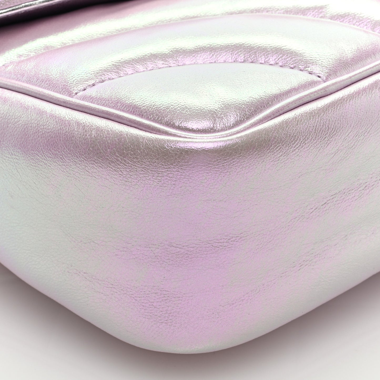 Iridescent Nappa Chevron Matelasse Small GG Marmont Shoulder Bag Iridescent Escape Pink
