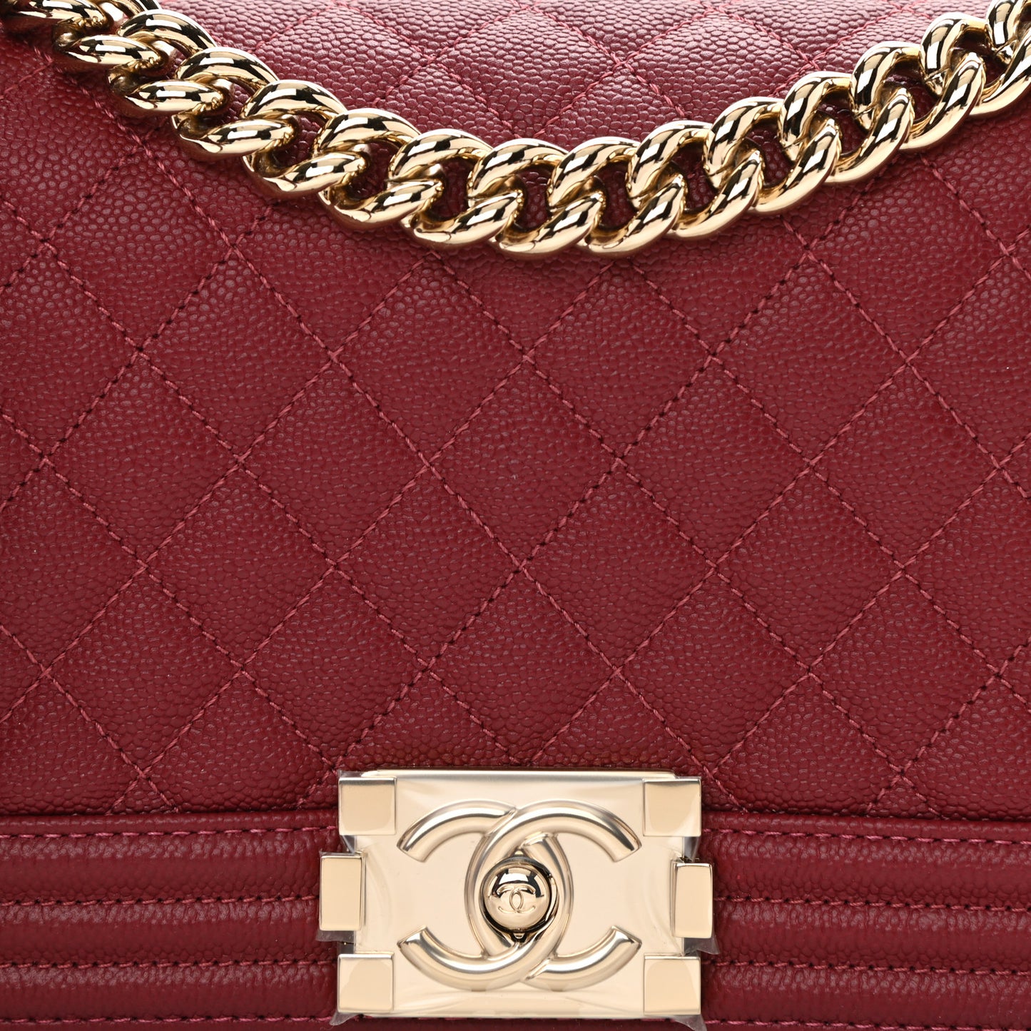 Caviar Quilted Medium Boy Flap Burgundy