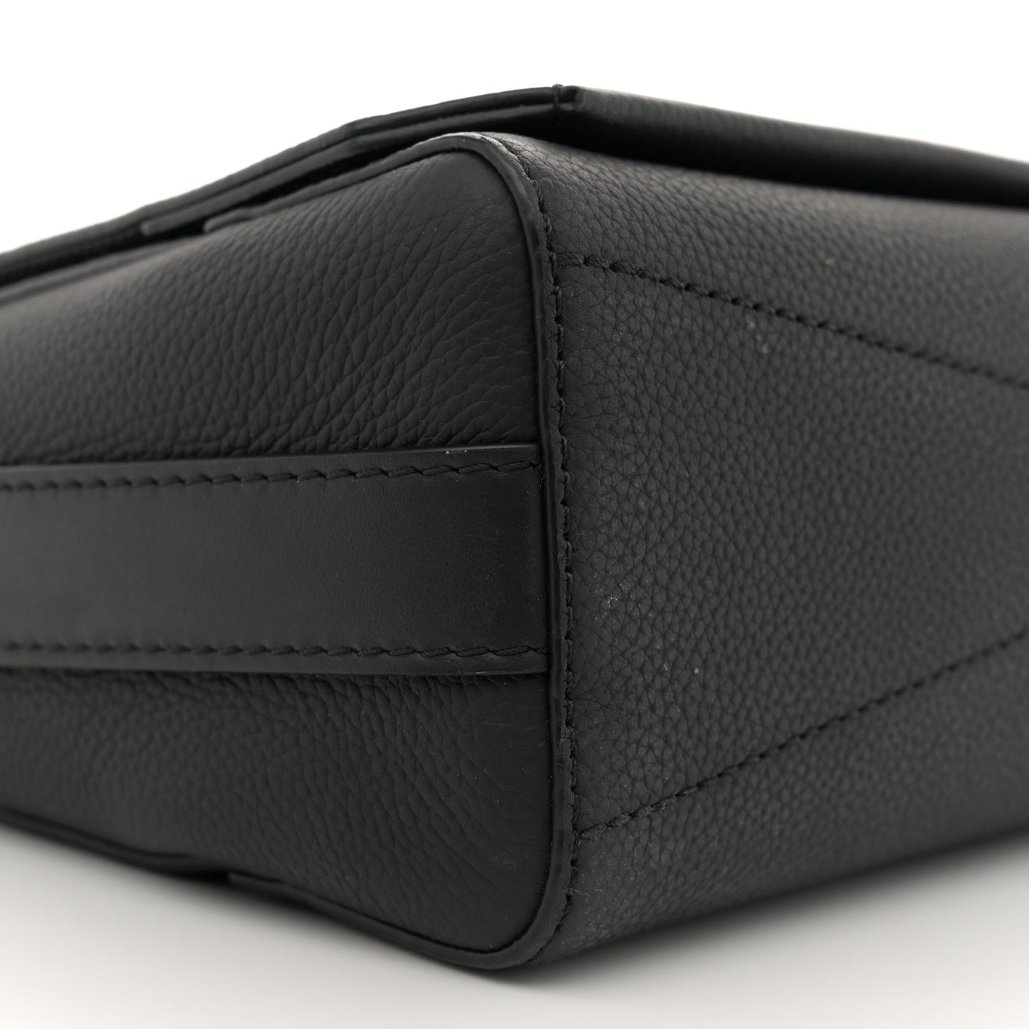 Calfskin Aerogram Takeoff Messenger Black