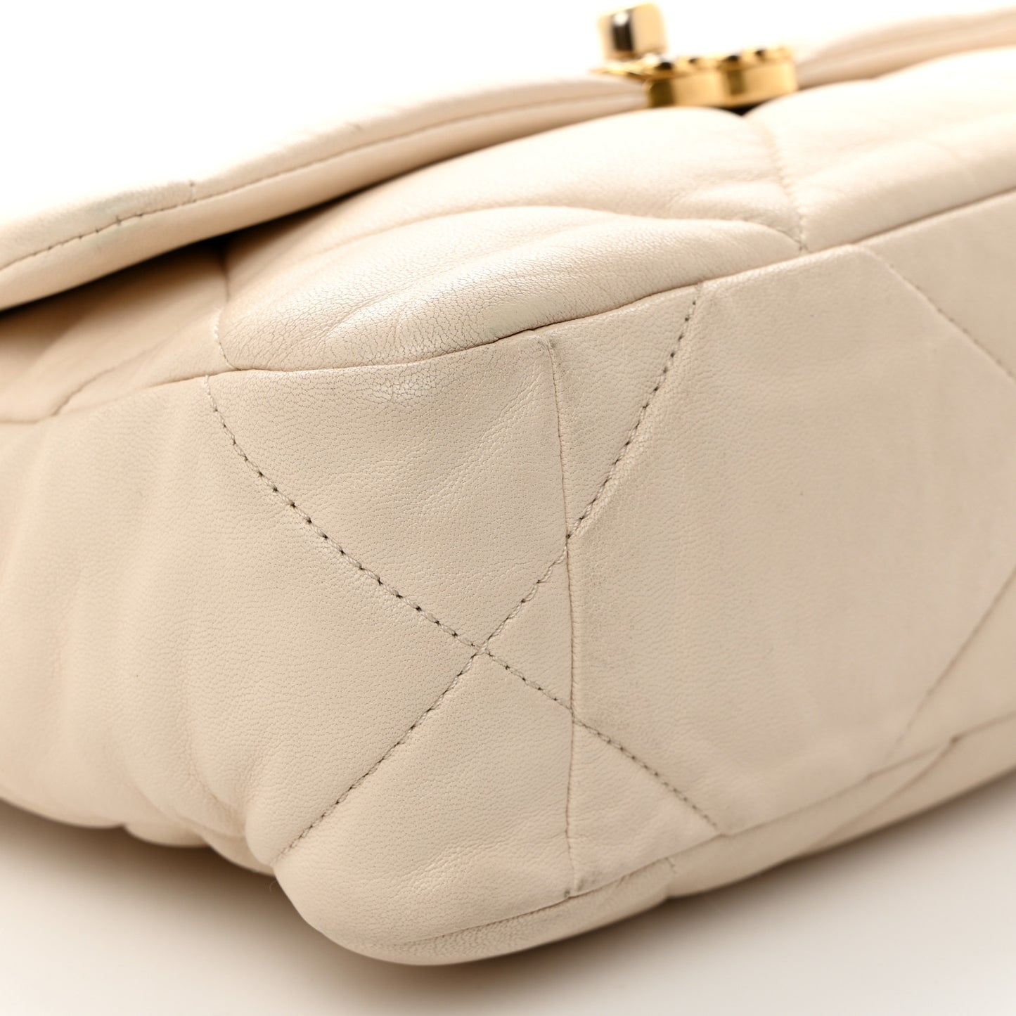 Lambskin Quilted Medium Chanel 19 Flap Beige