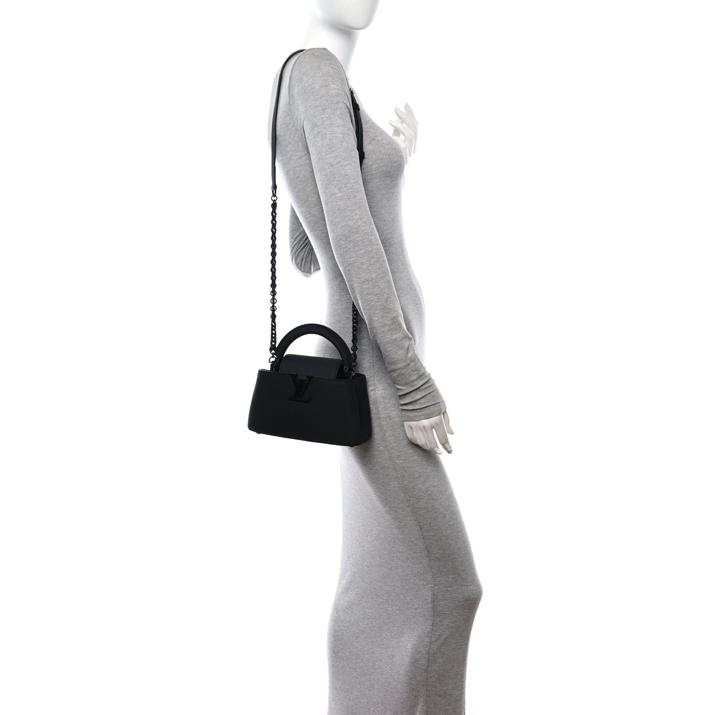Matte Taurillon Capucines East West Mini All Black