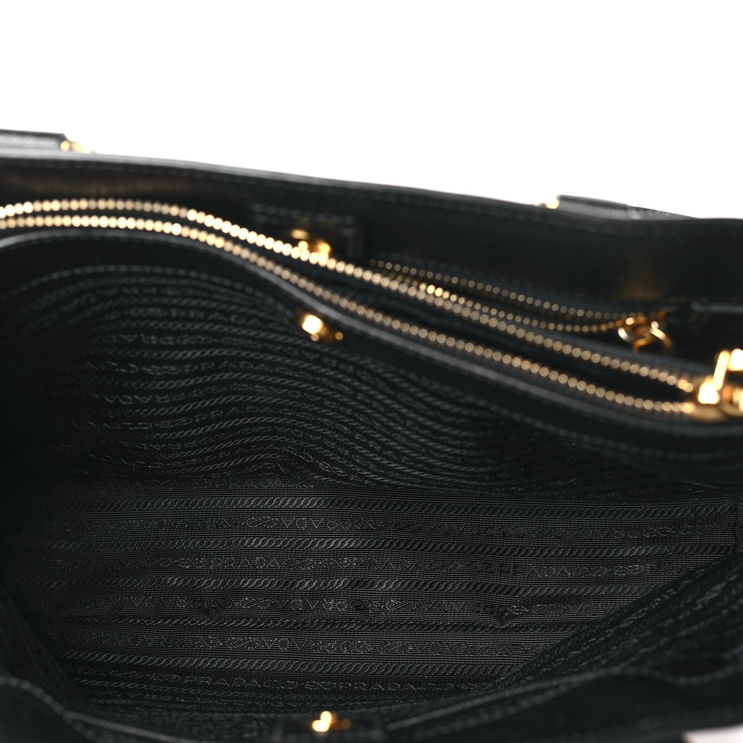 Saffiano Lux Medium Tote Black