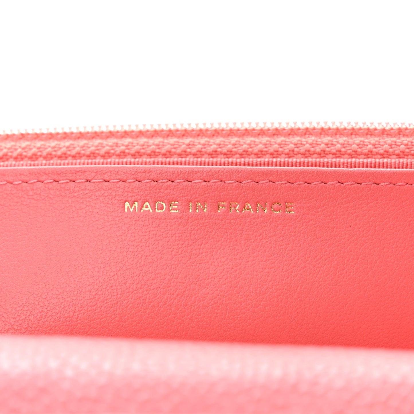 Caviar Quilted Wallet on Chain WOC Pink
