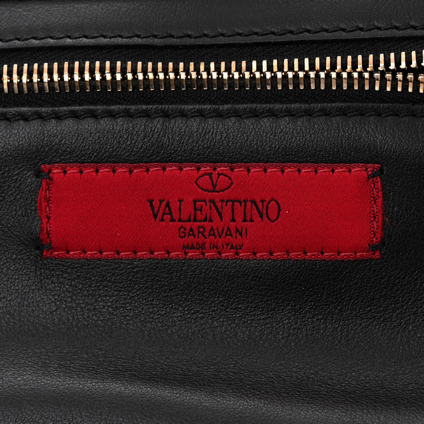 Vitello Small Rockstud Tote Black