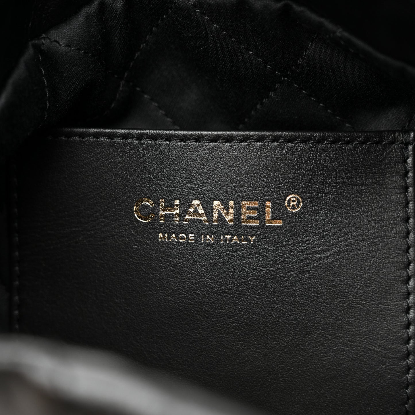 Shiny Calfskin Quilted Mini Chanel 22 Black