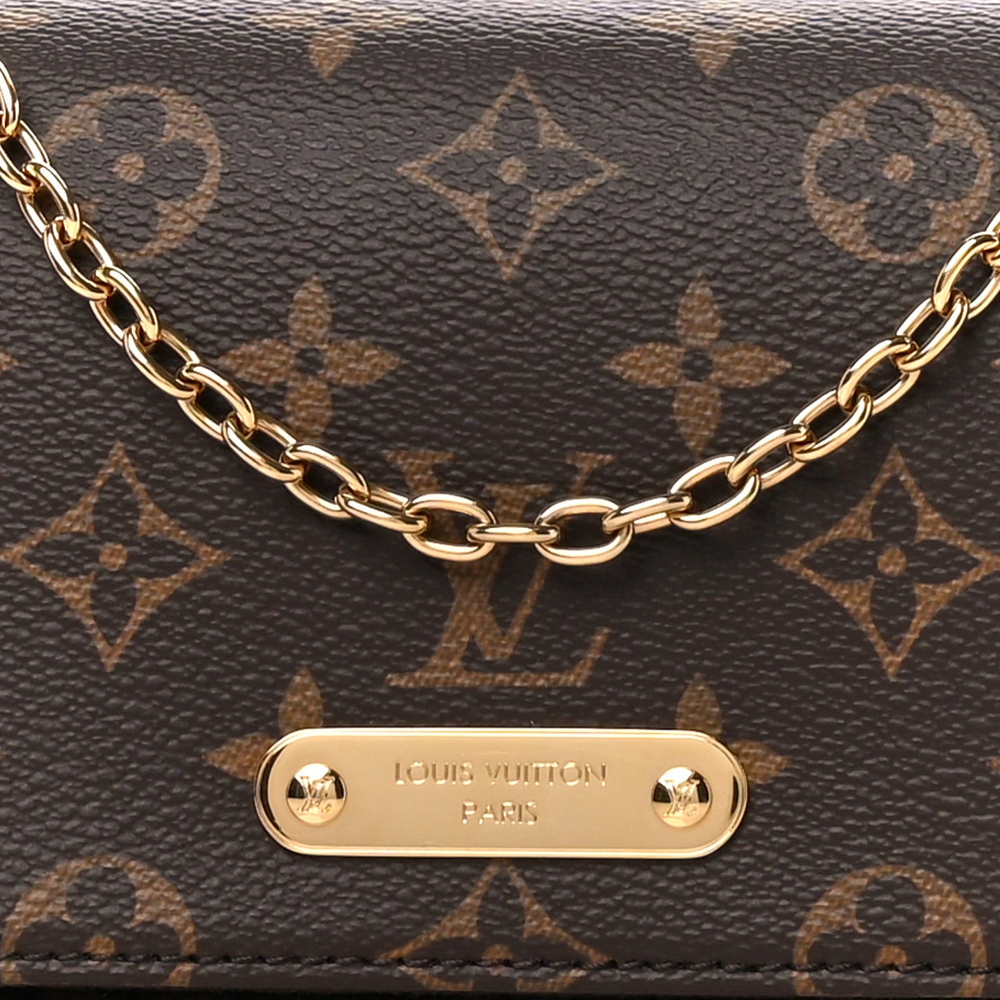 Monogram Lily Wallet On Chain
