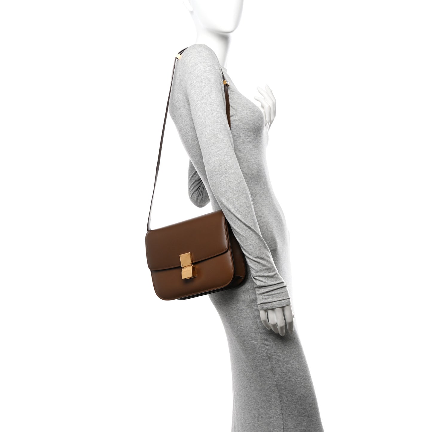 Box Calfskin Medium Classic Box Flap Bag Camel