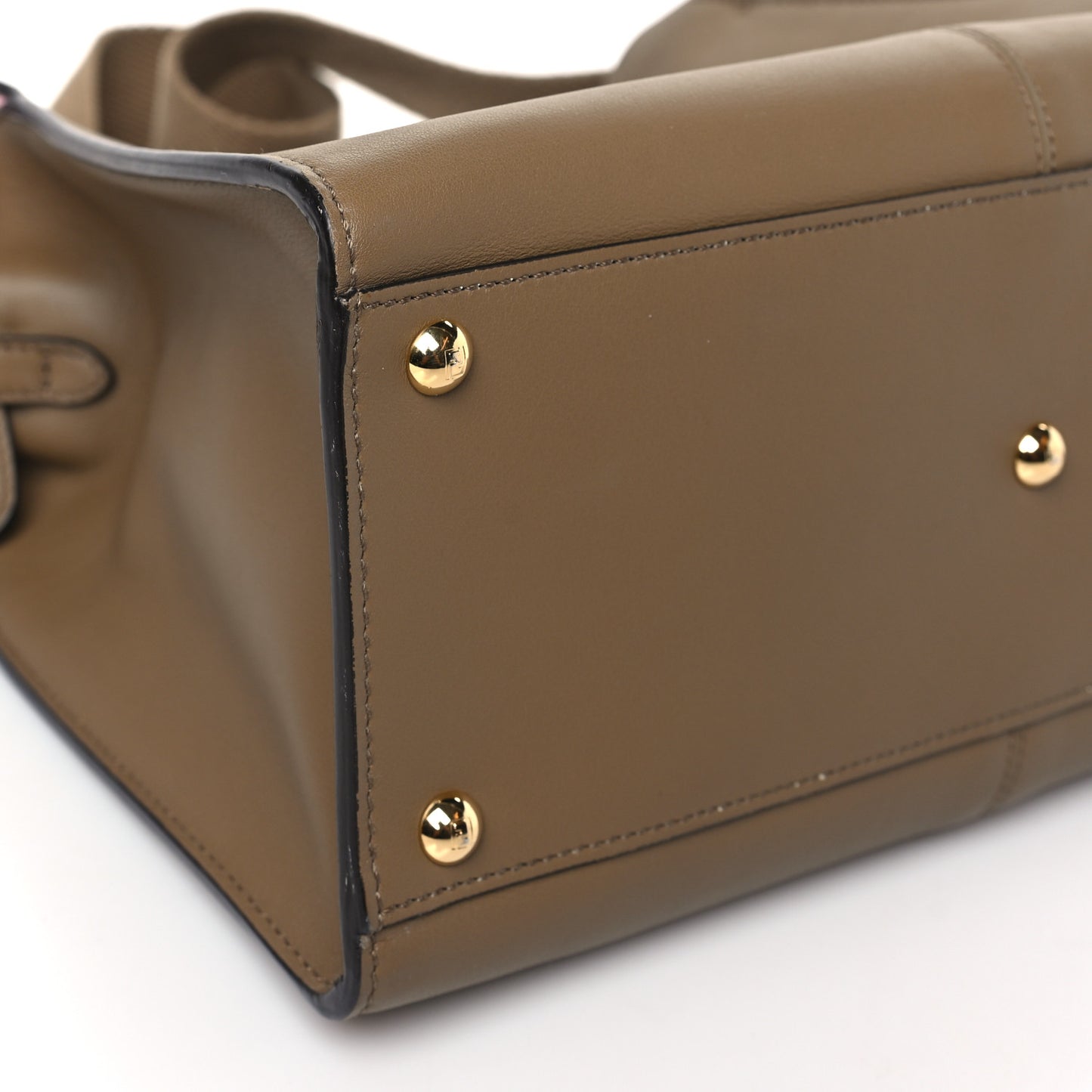 Vitello Seta Century Medium Peekaboo X-Lite Fango Mandorlo