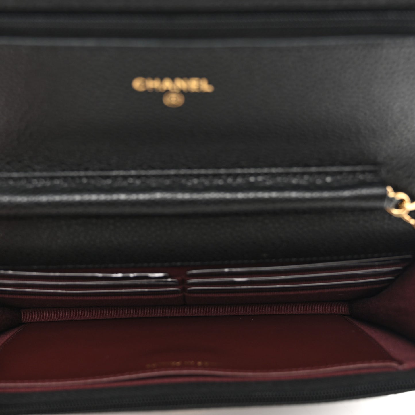 Caviar Quilted Wallet on Chain WOC Black