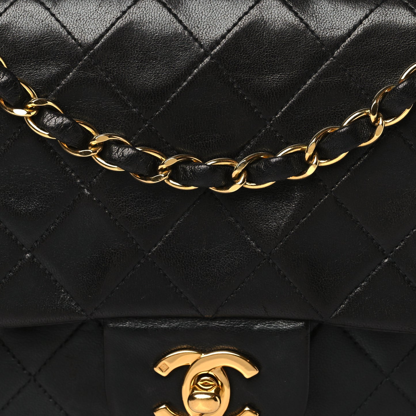 Lambskin Quilted Medium Double Flap Black