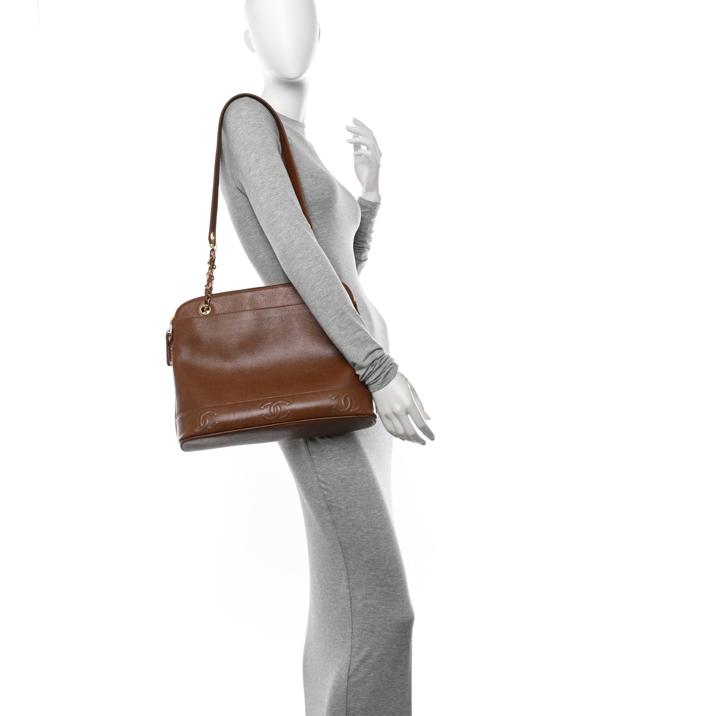 Caviar CC Shoulder Bag Brown