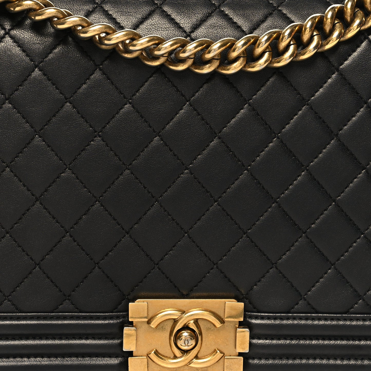 Lambskin Quilted New Medium Boy Flap Black