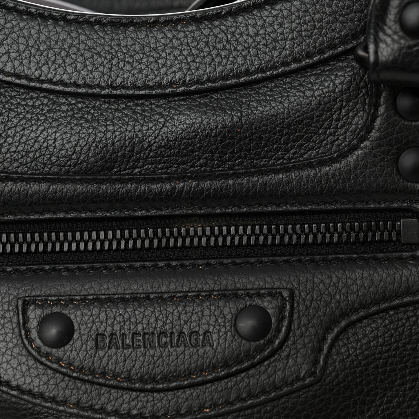 Grained Calfskin Black Hardware Neo Classic City Black