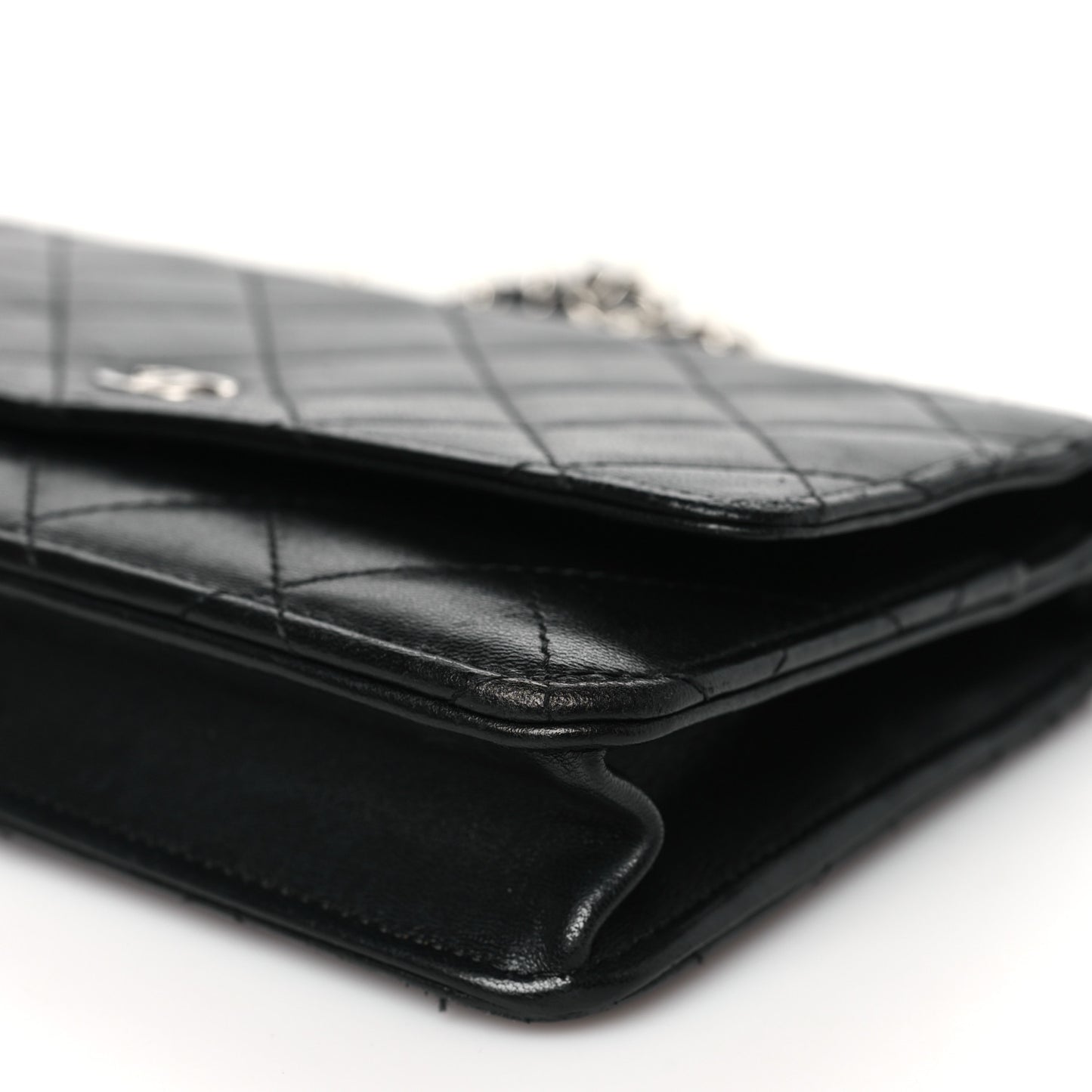 Lambskin Quilted Wallet On Chain WOC Black