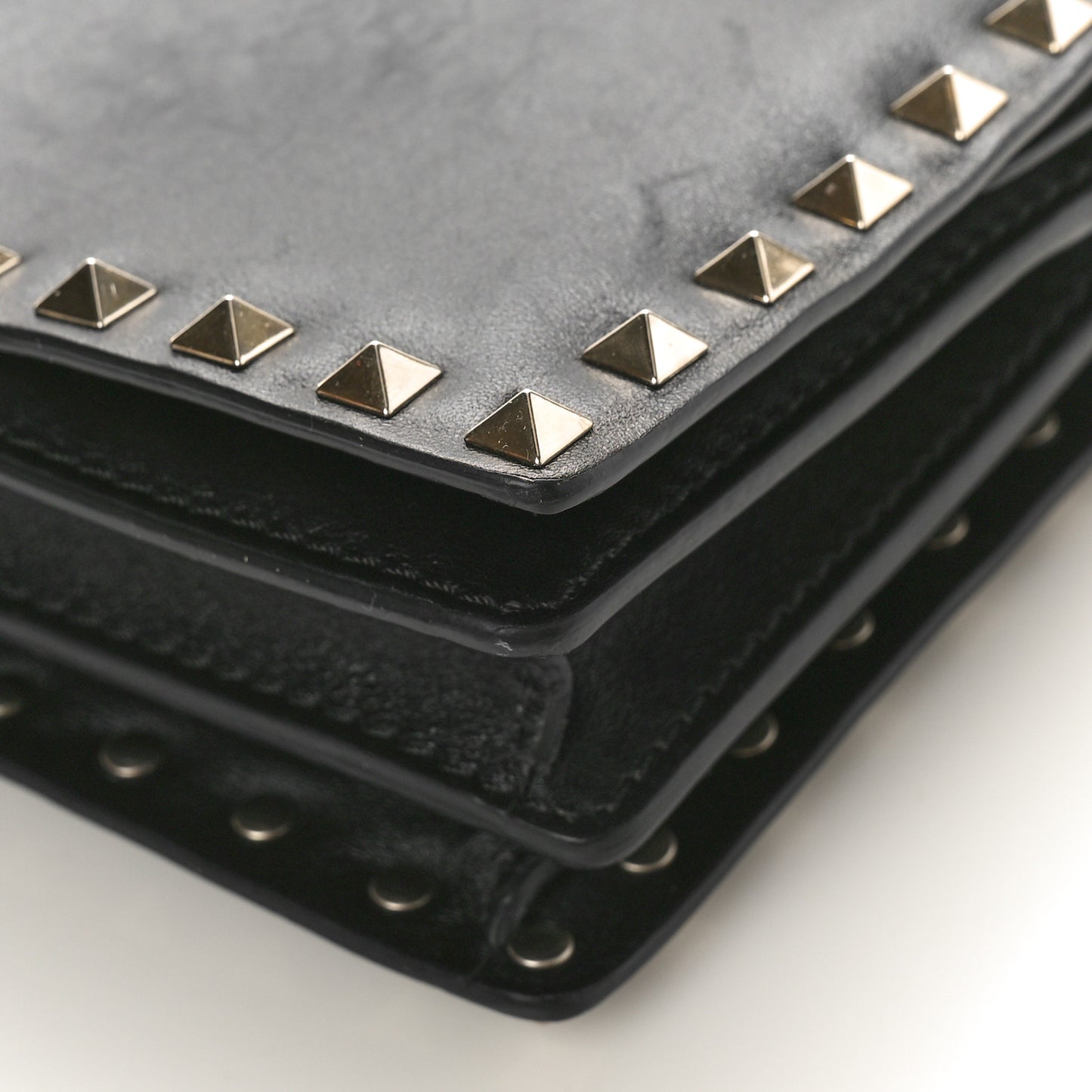 Vitello Rockstud Flap Wallet On Chain Black