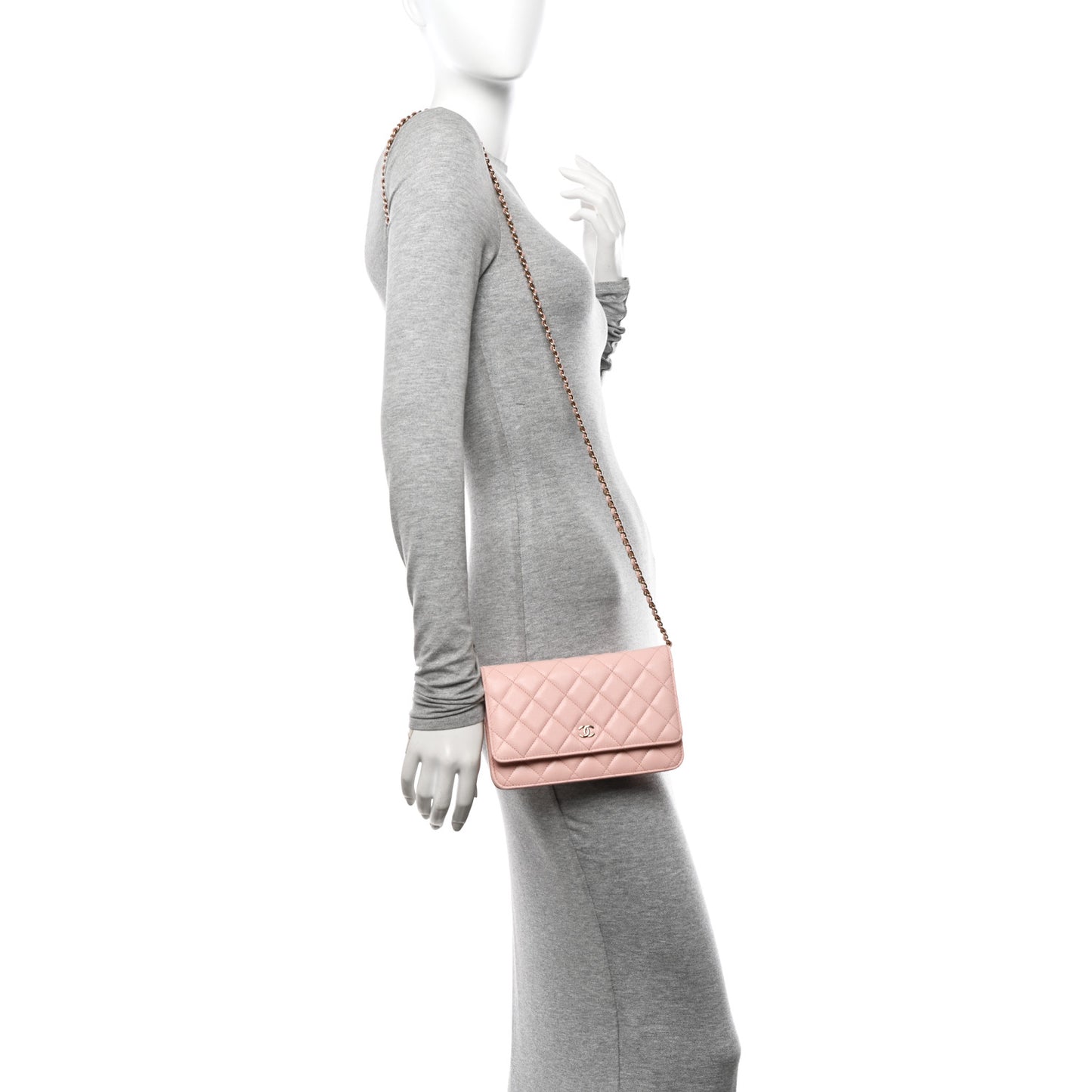 Caviar Quilted Wallet on Chain WOC Light Pink