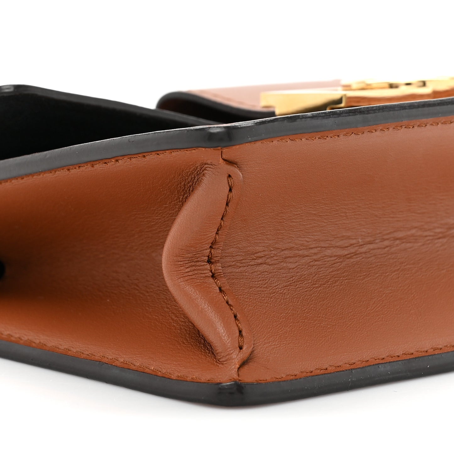 Reverse Monogram Dauphine Chain Wallet