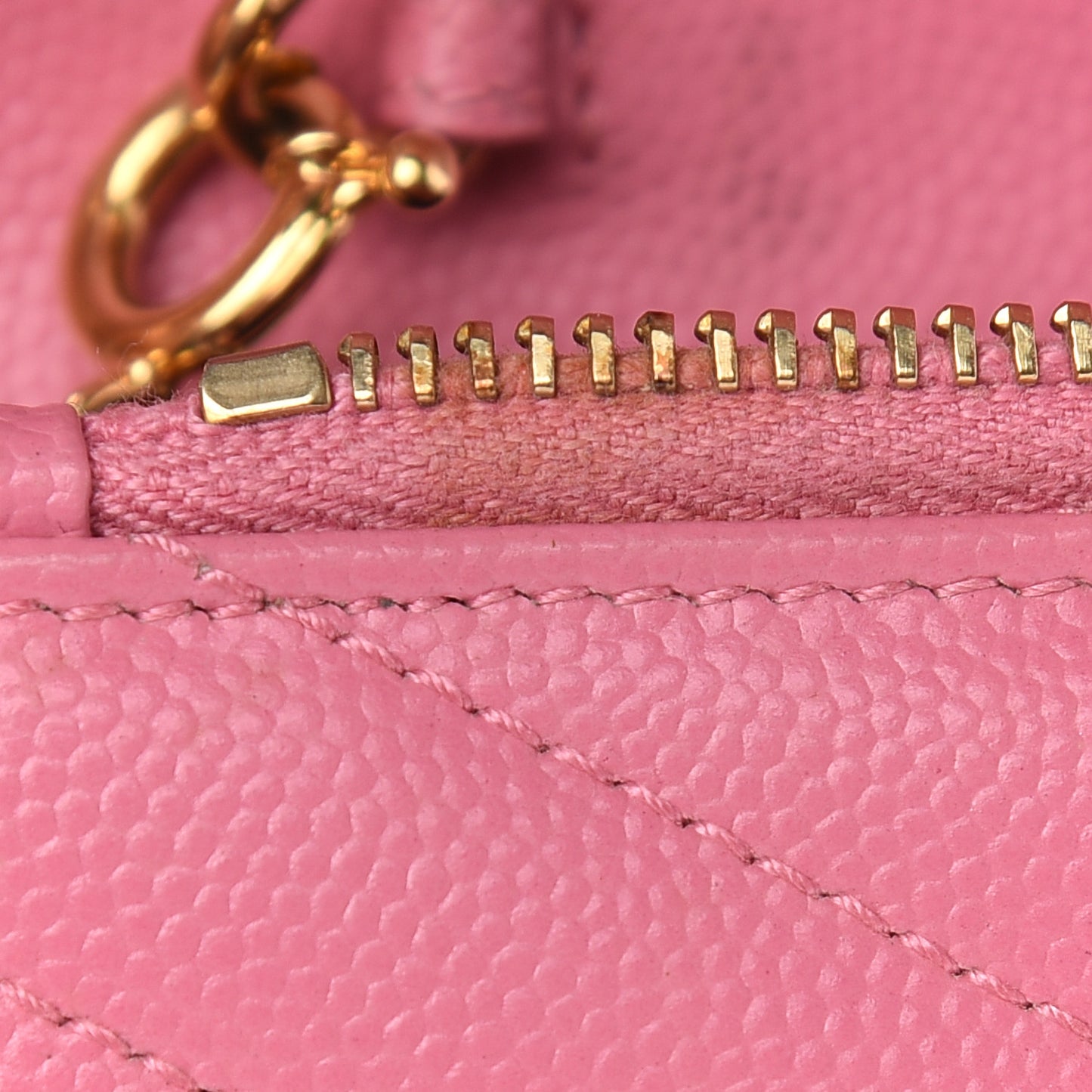 Grain De Poudre Matelasse Chevron Monogram Envelope Chain Wallet Rose Clair